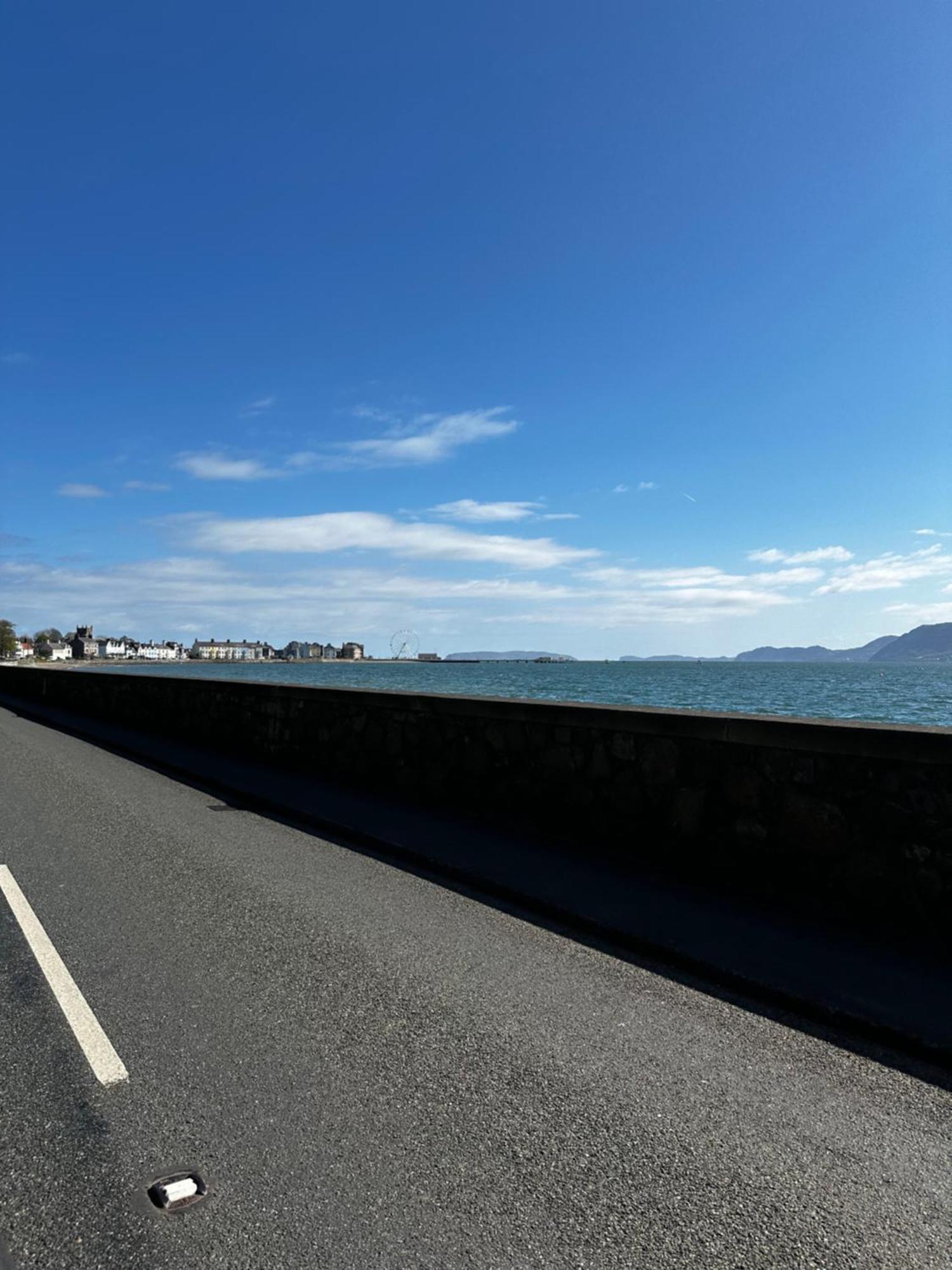 Ty Hapus Central Beaumaris Dış mekan fotoğraf